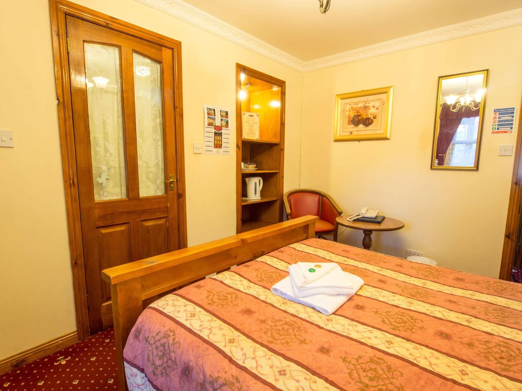 Corstorphine Lodge Hotel EDI Eksteriør billede
